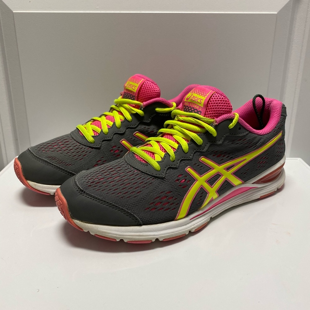 Asics women’s shoes .